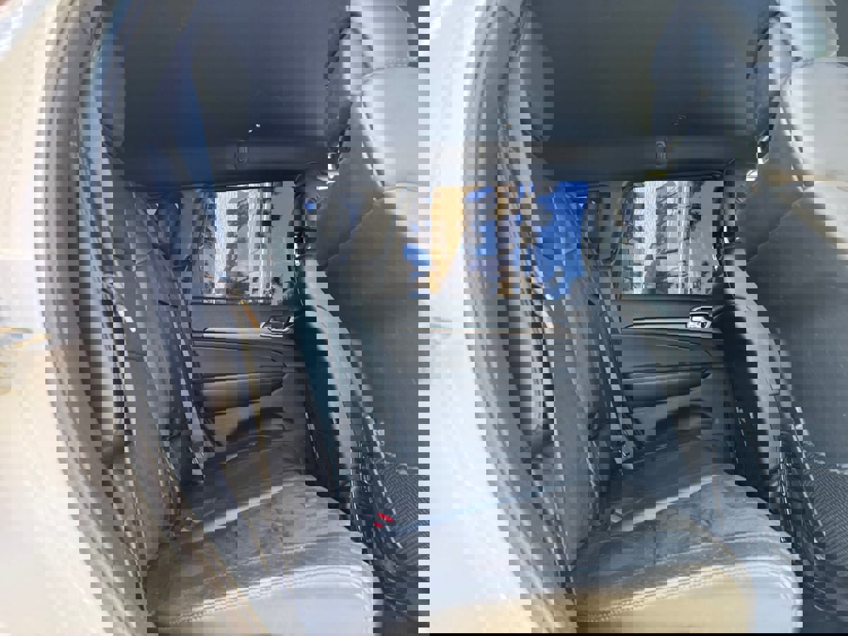 Used 2020 Jeep Grand Cherokee Altitude image 18