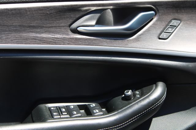 Used 2021 Jeep Grand Cherokee L Limited AWD/4WD image 15