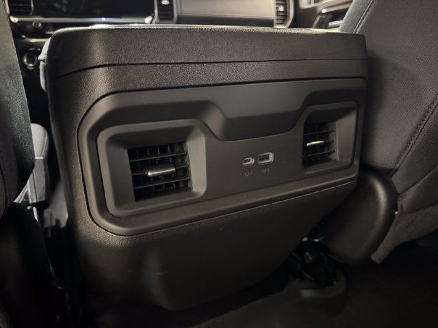 Used 2026 Chevrolet Silverado 1500 LT Trail Boss w/ Convenience Package II AWD/4WD image 20