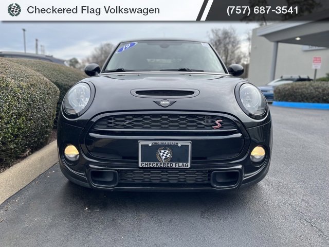 Used 2019 MINI Cooper S w/ Signature Upholstery Package image 14