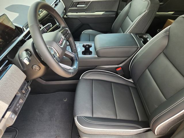 New 2026 GMC Sierra EV Elevation w/ Premium Package AWD/4WD image 23