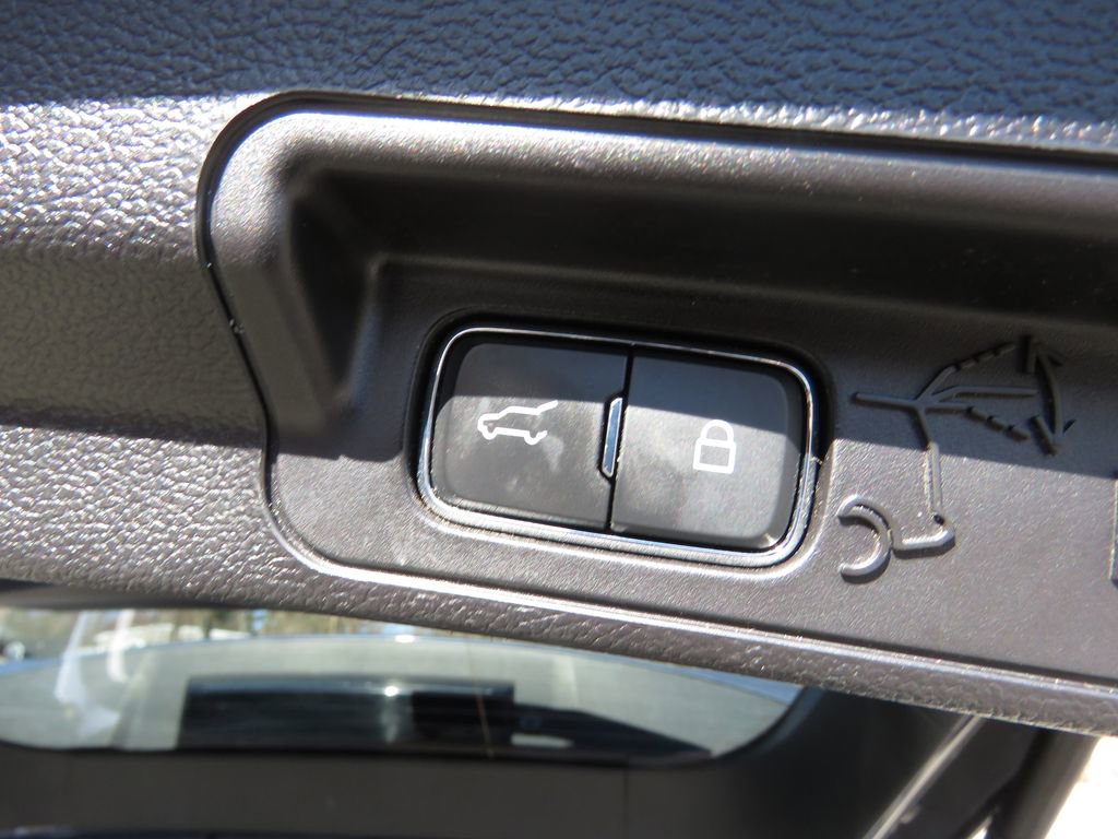 Used 2021 Ford Explorer Limited w/ Hybrid Equipment Group 310A image 19