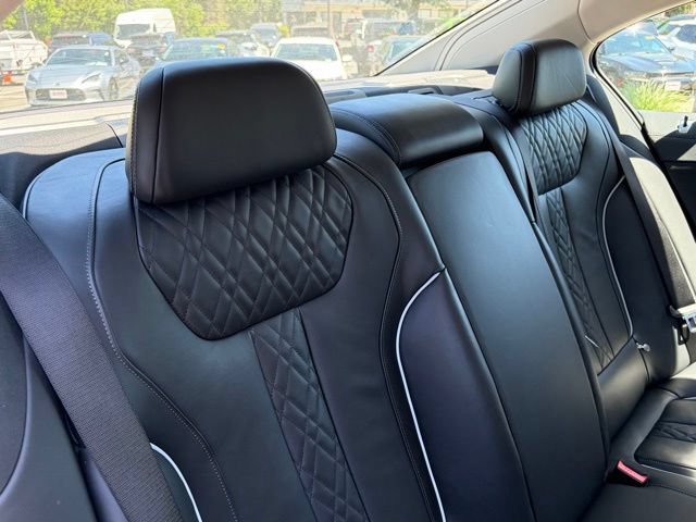 Used 2022 BMW 740i xDrive AWD/4WD image 32