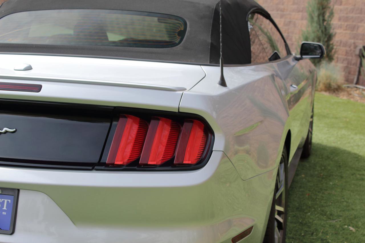 Used 2017 Ford Mustang Premium image 23