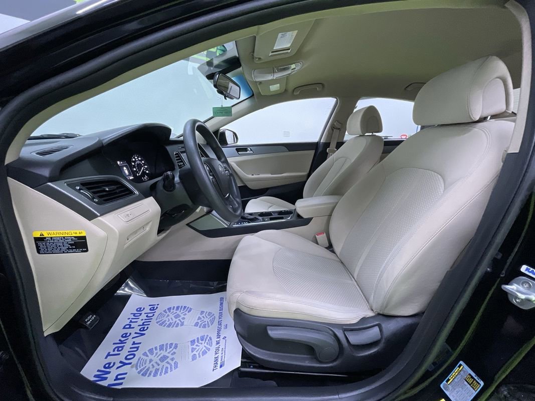Used 2017 Hyundai Sonata SE image 15