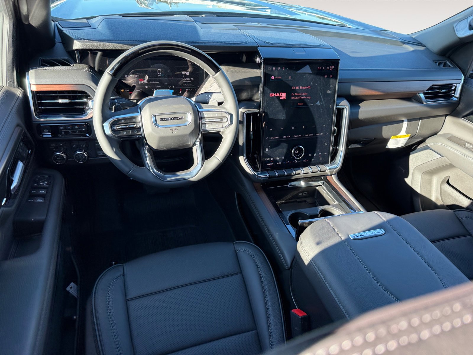 New 2026 GMC Yukon Denali w/ Denali Reserve Package image 15