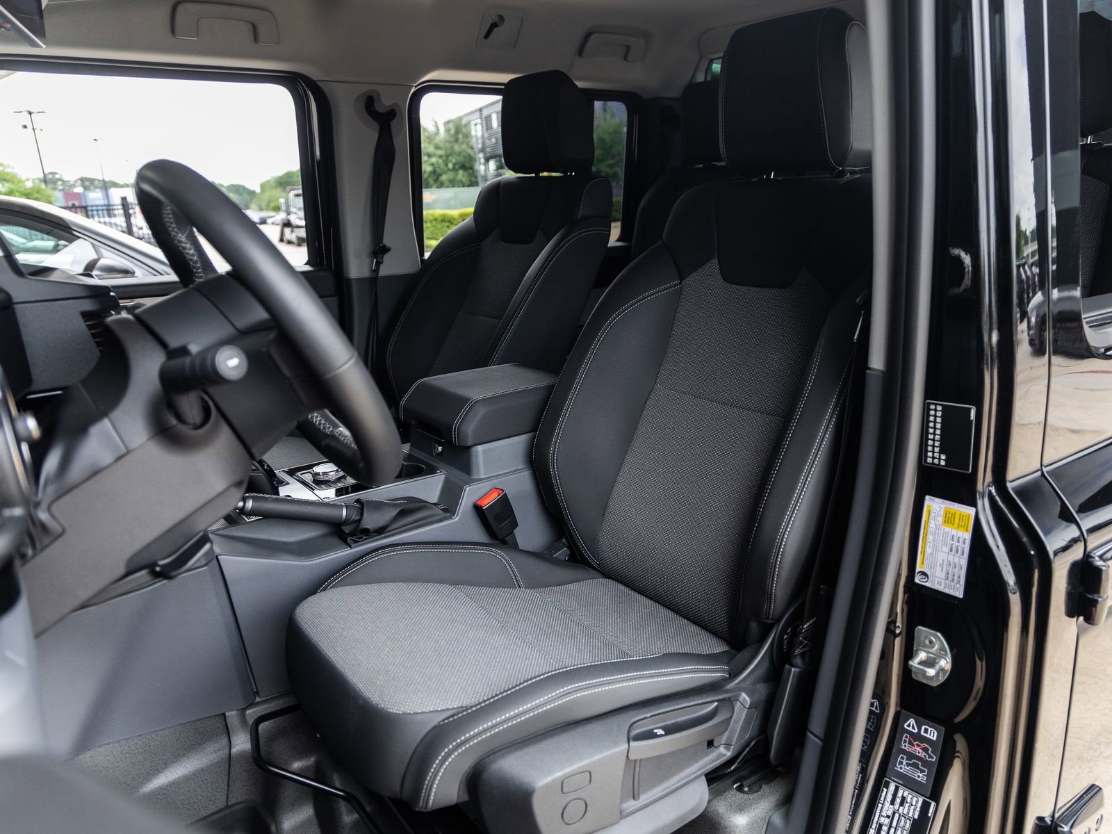 Used 2025 INEOS Grenadier image 36