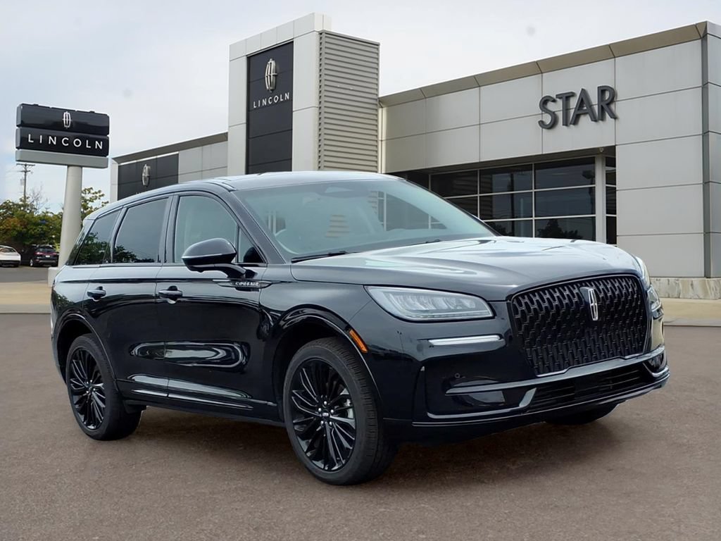 Used 2023 Lincoln Corsair AWD w/ Equipment Group 101A image 1