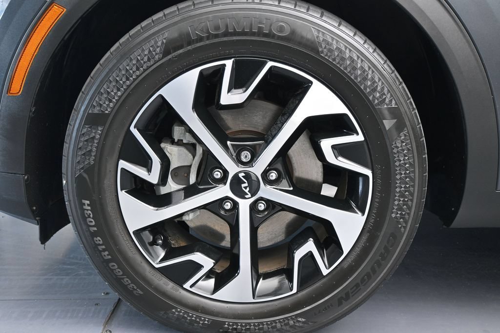 Used 2023 Kia Sportage EX FWD image 30