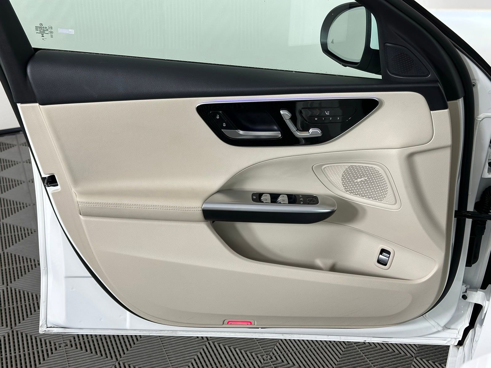 Used 2023 Mercedes-Benz C 300 4MATIC Sedan image 37