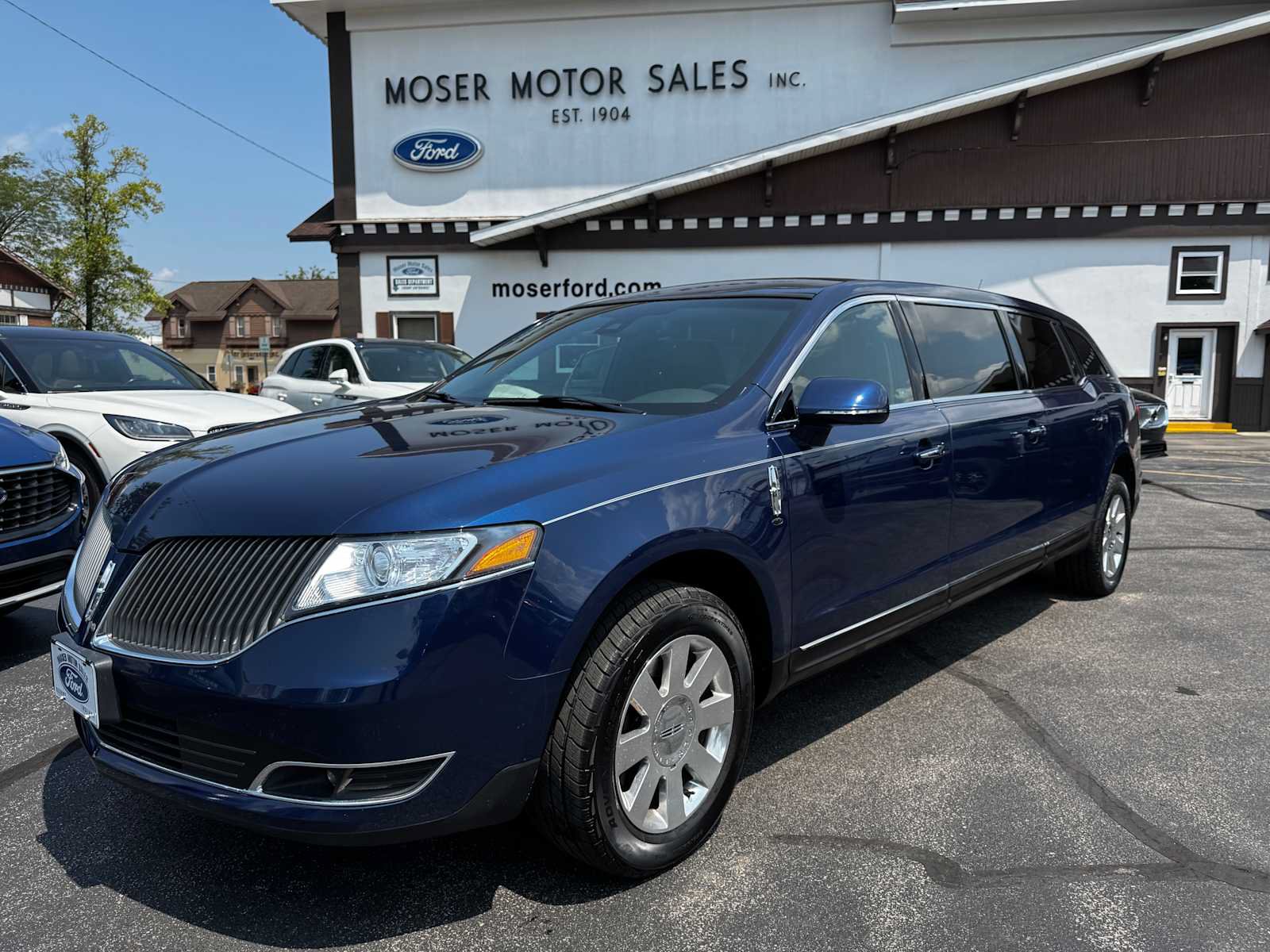Used 2013 Lincoln MKT AWD