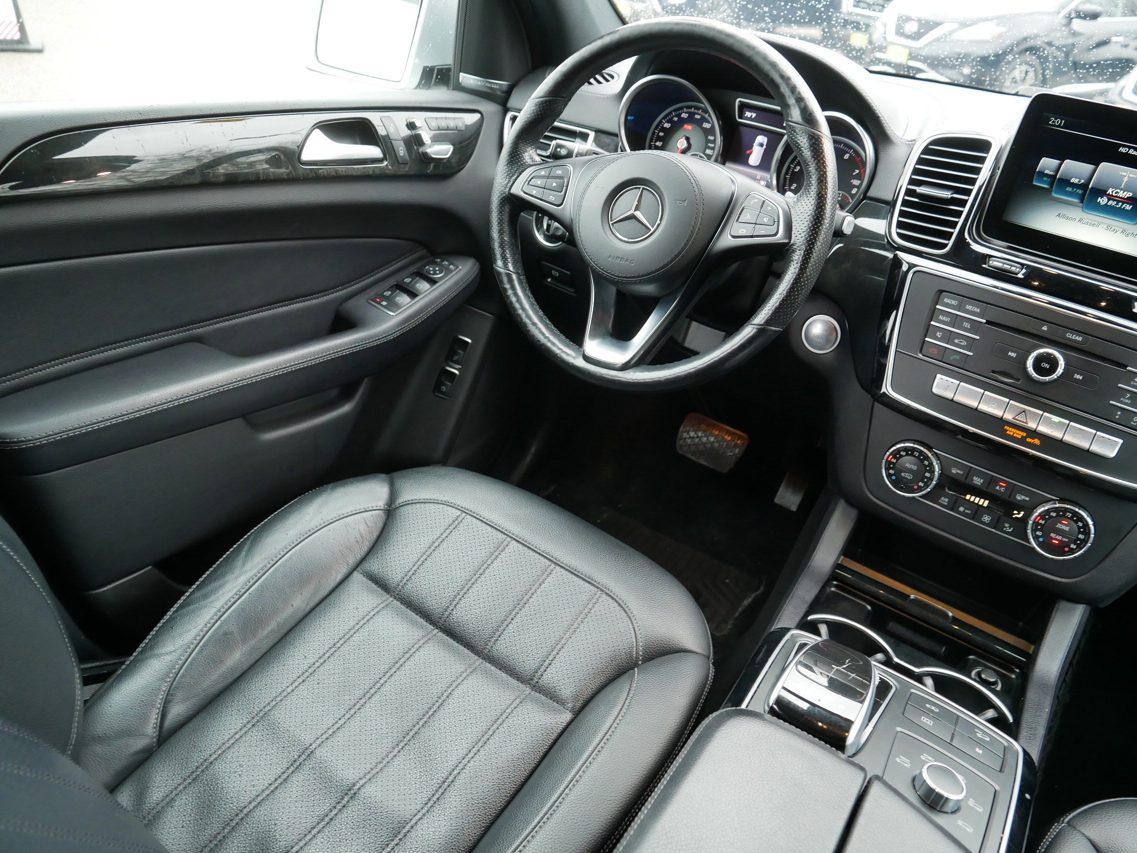 Used 2018 Mercedes-Benz GLS 450 4MATIC image 9