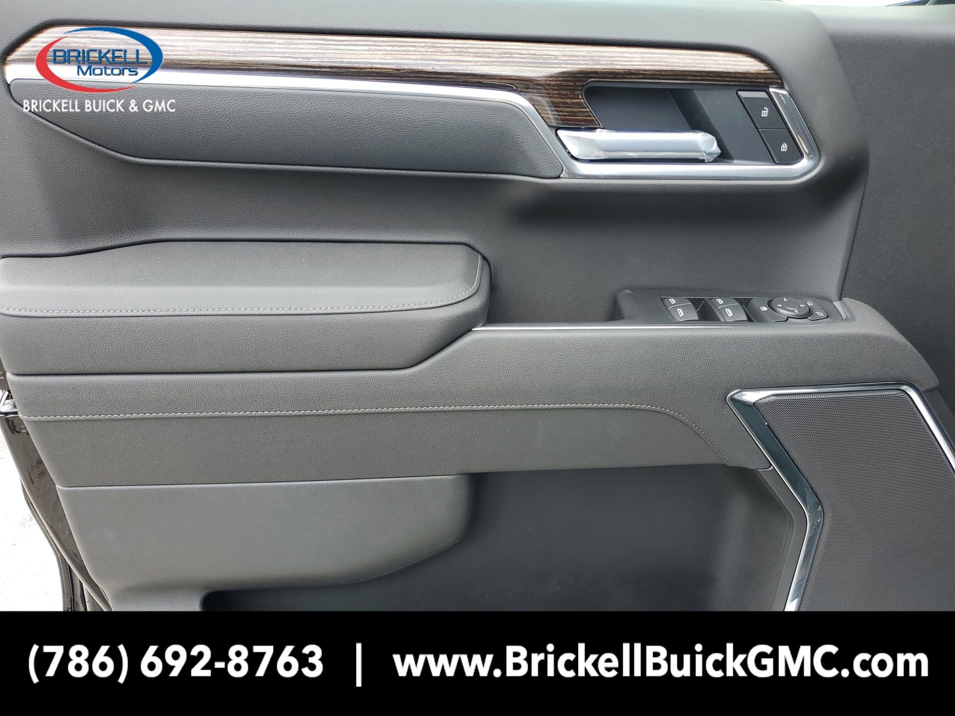 New 2026 GMC Sierra 1500 Elevation image 16