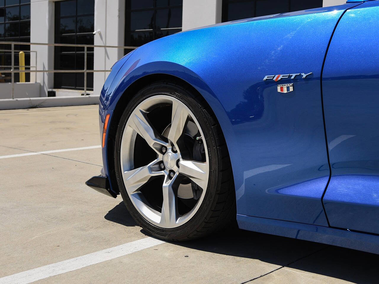 Used 2017 Chevrolet Camaro SS RWD image 7