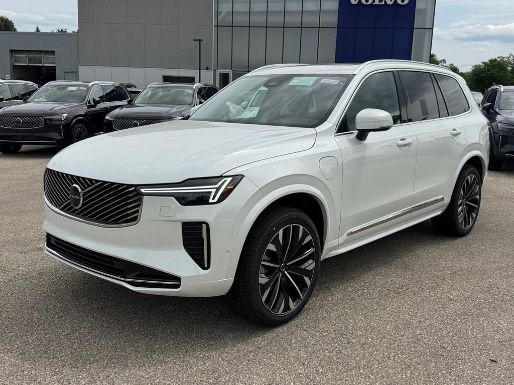 New 2026 Volvo XC90 T8 Plus w/ Protection Package Premier AWD/4WD image 1