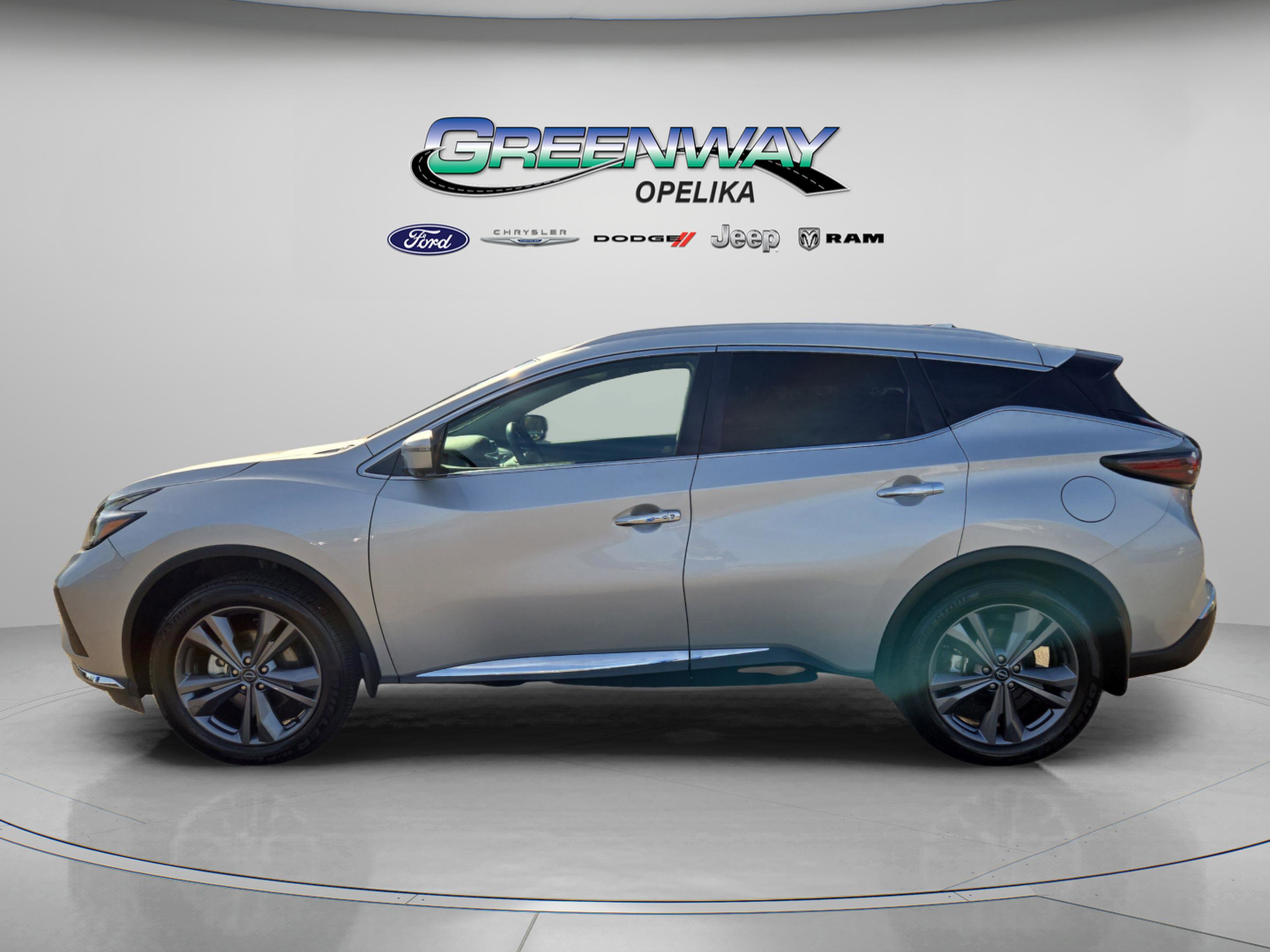 Used 2024 Nissan Murano Platinum w/ Cargo Package image 4