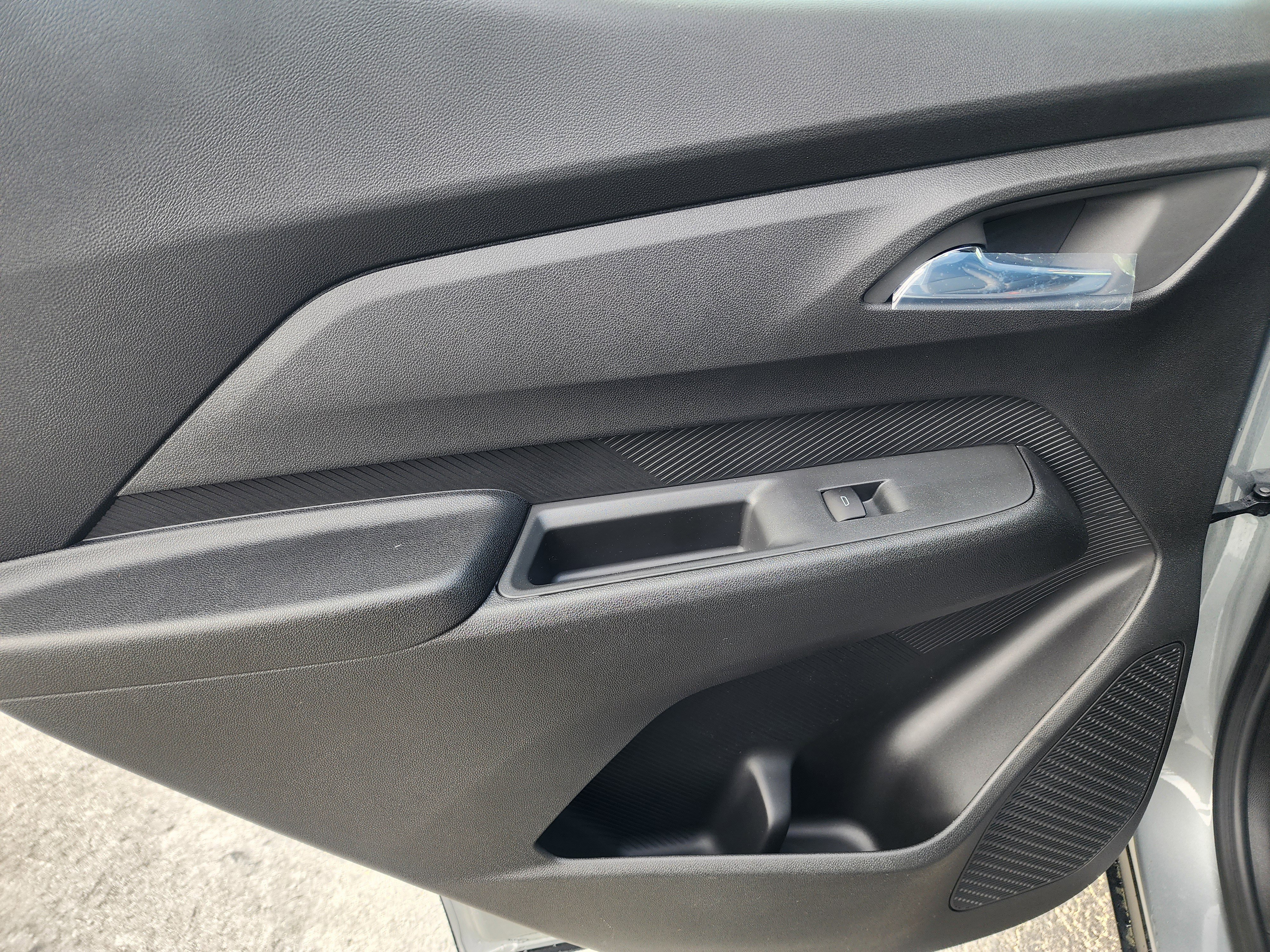 New 2027 Chevrolet Bolt RS image 17