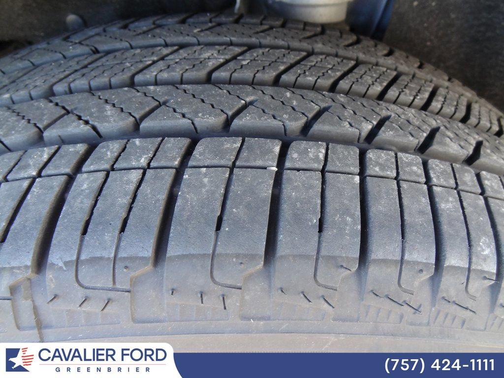 Used 2025 Honda Pilot Black Edition image 2