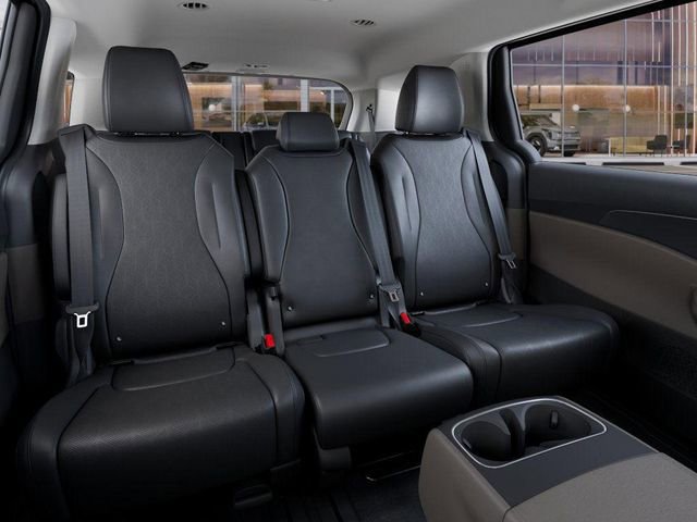 New 2026 Kia Carnival LXS image 16