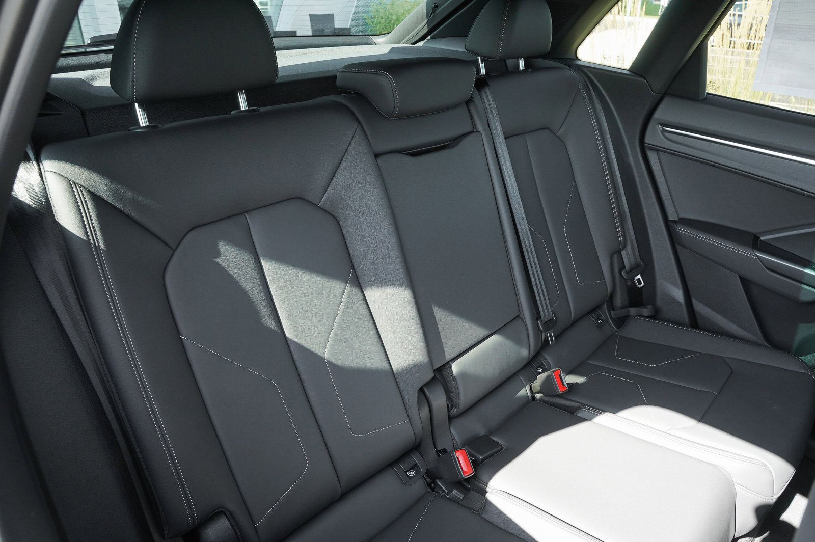 New 2025 Audi Q3 2.0T Premium image 19