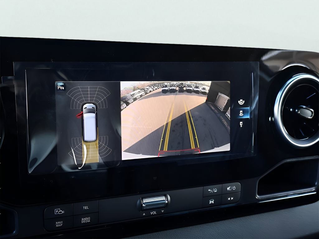 Used 2024 Mercedes-Benz Sprinter 3500 image 23