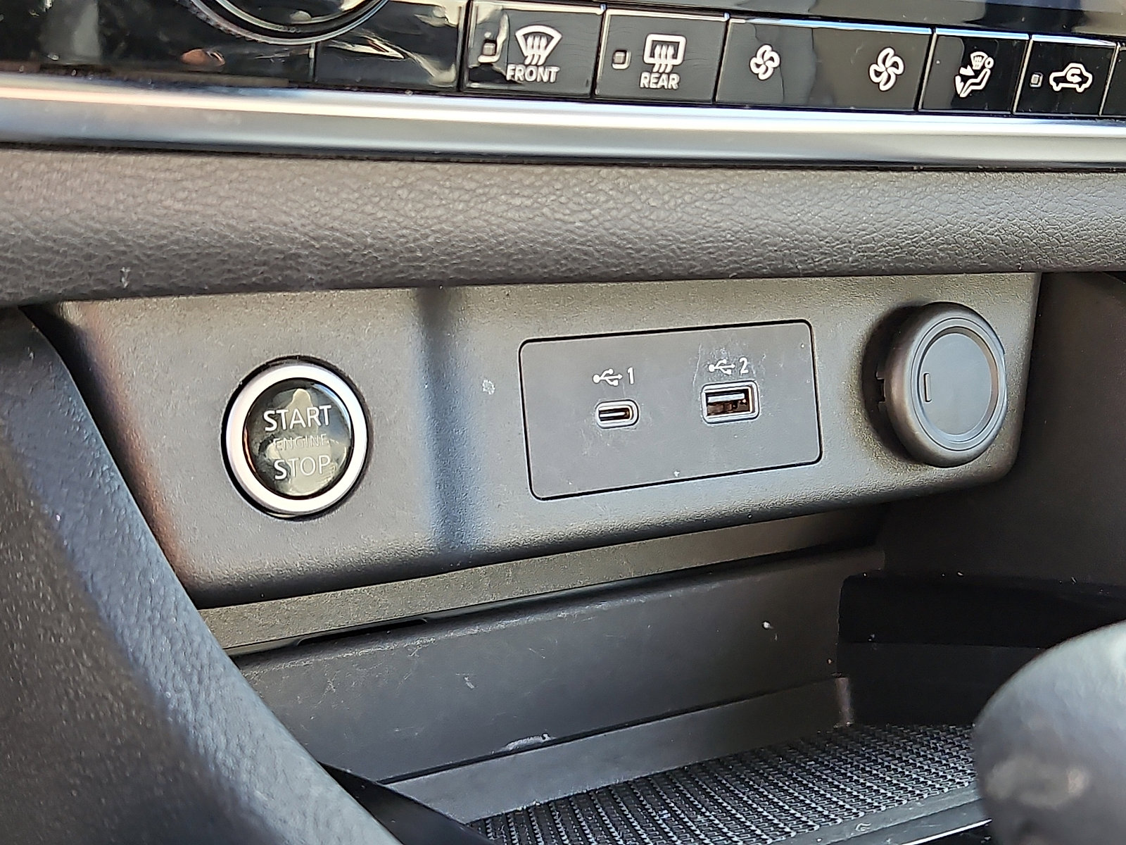 Certified 2023 Nissan Rogue SV image 21