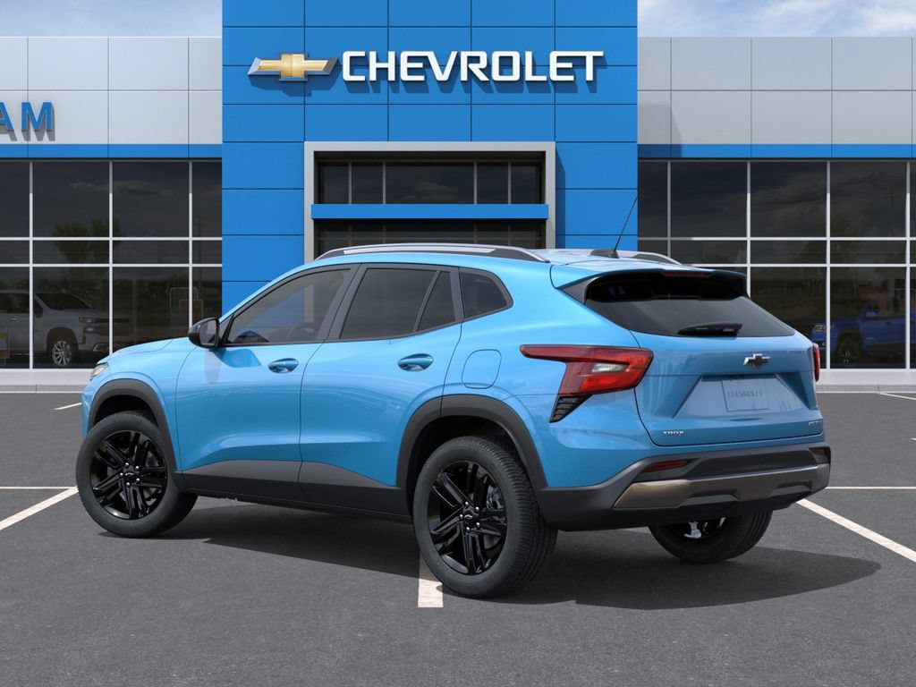 New 2026 Chevrolet Trax ACTIV w/ Sunroof Package FWD image 3