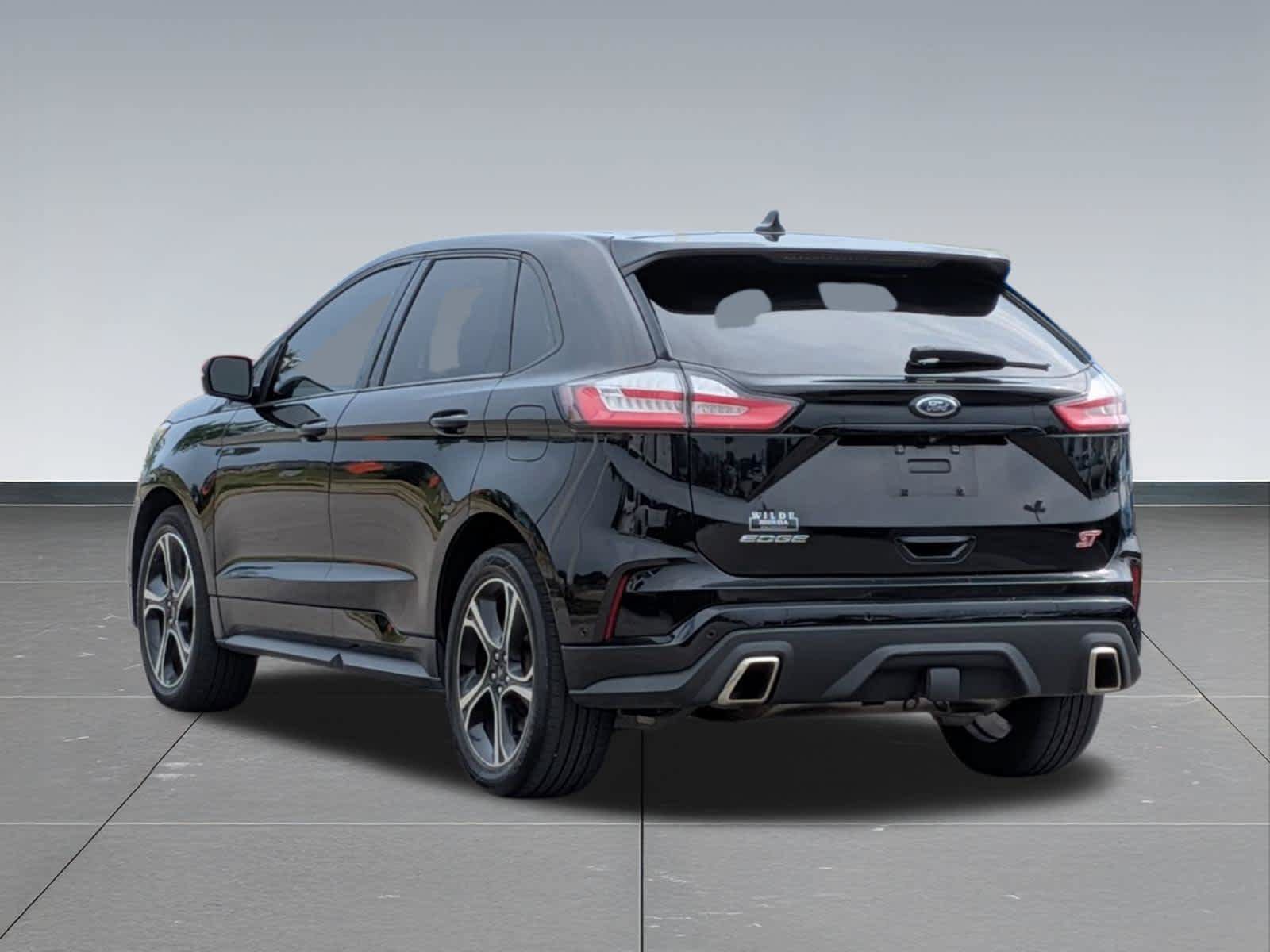 Used 2019 Ford Edge ST w/ Equipment Group 401A AWD/4WD image 3