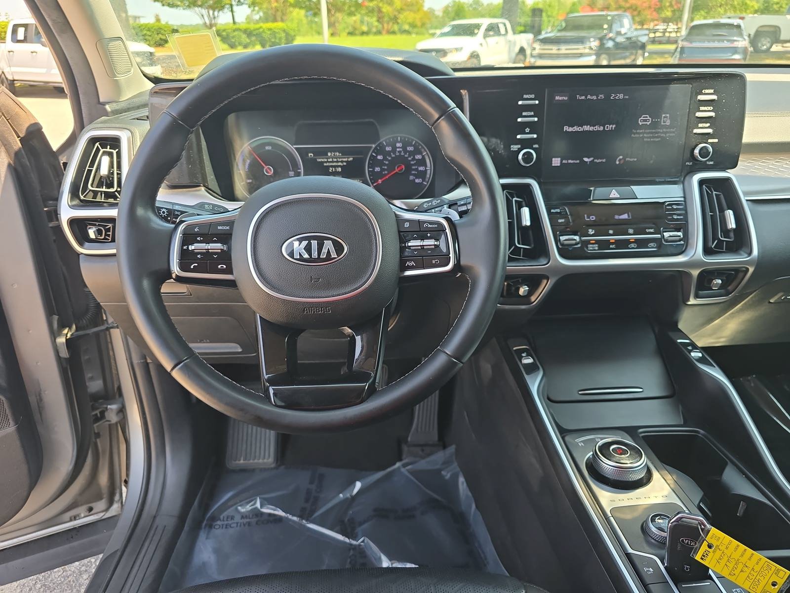 Used 2021 Kia Sorento S FWD image 17