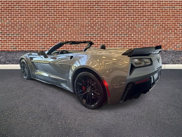 Used 2015 Chevrolet Corvette Z06 w/ 2LZ Preferred Equipment Group RWD image 3