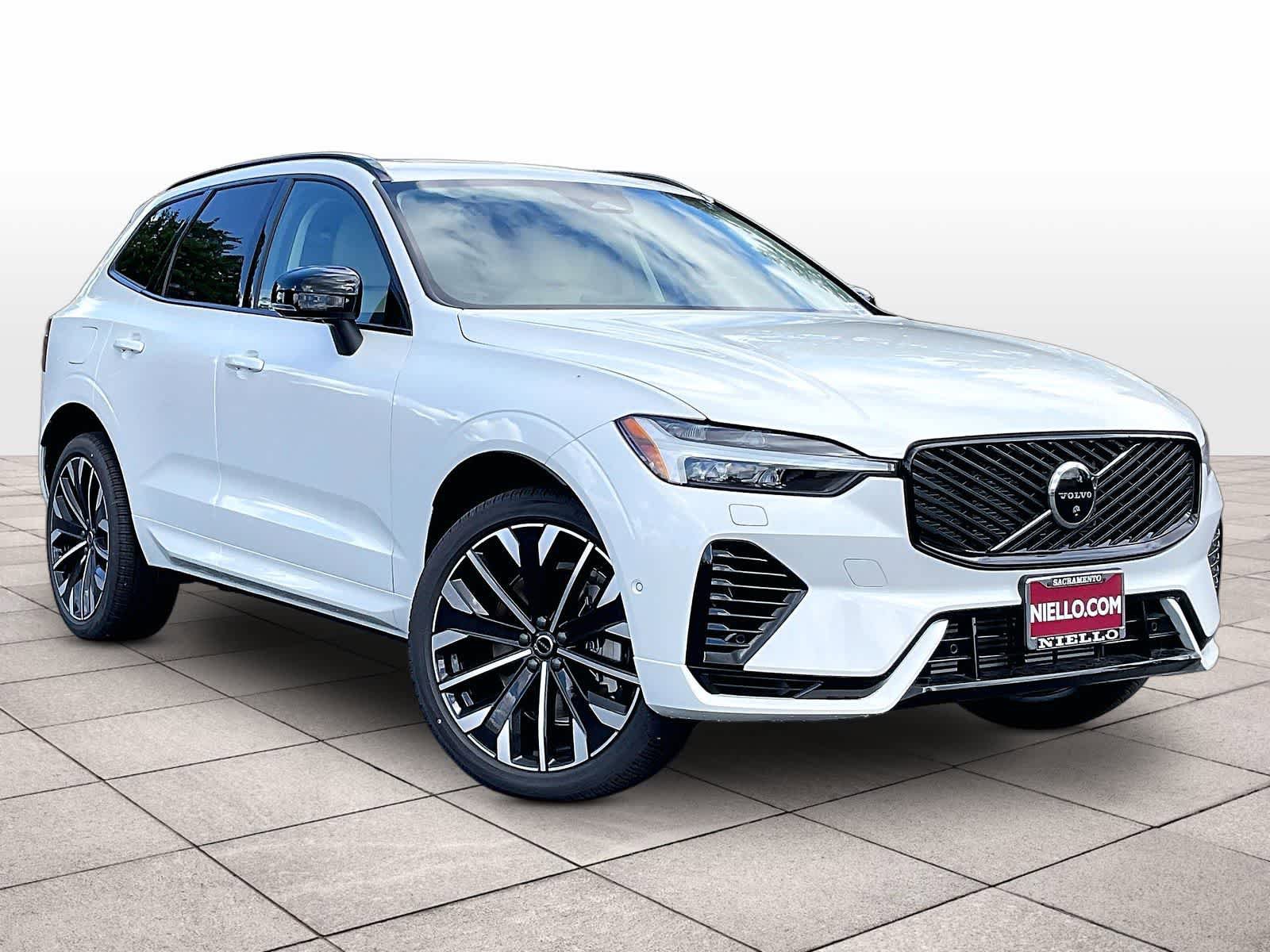 New 2026 Volvo XC60 T8 Ultra w/ Climate Package PRO AWD/4WD image 2