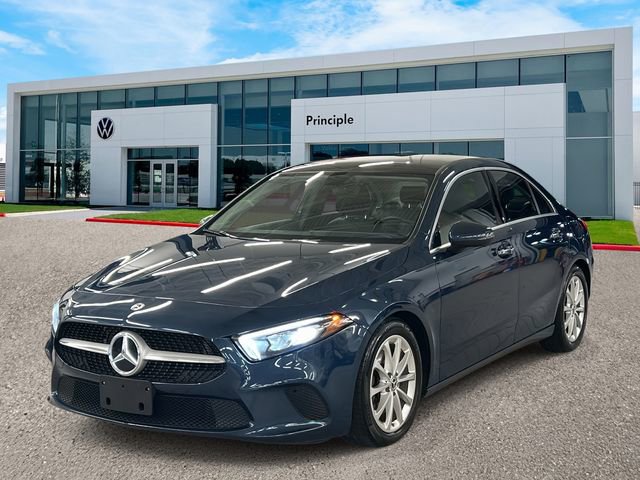 Used 2019 Mercedes-Benz A 220 4MATIC w/ Premium Package image 1