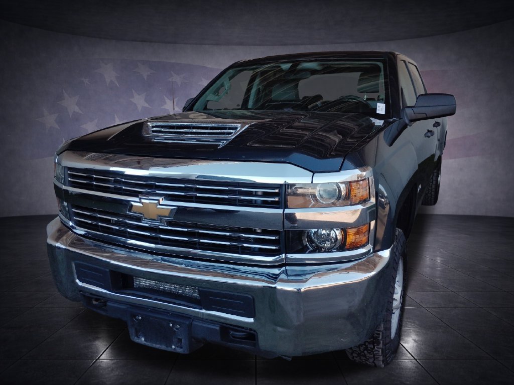Used 2017 Chevrolet Silverado 2500 W/T AWD/4WD image 36