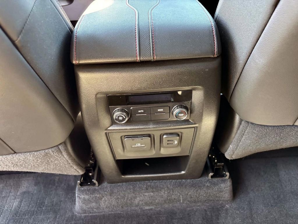 Used 2023 Chevrolet Traverse RS w/ LPO, Floor Liner Package image 34