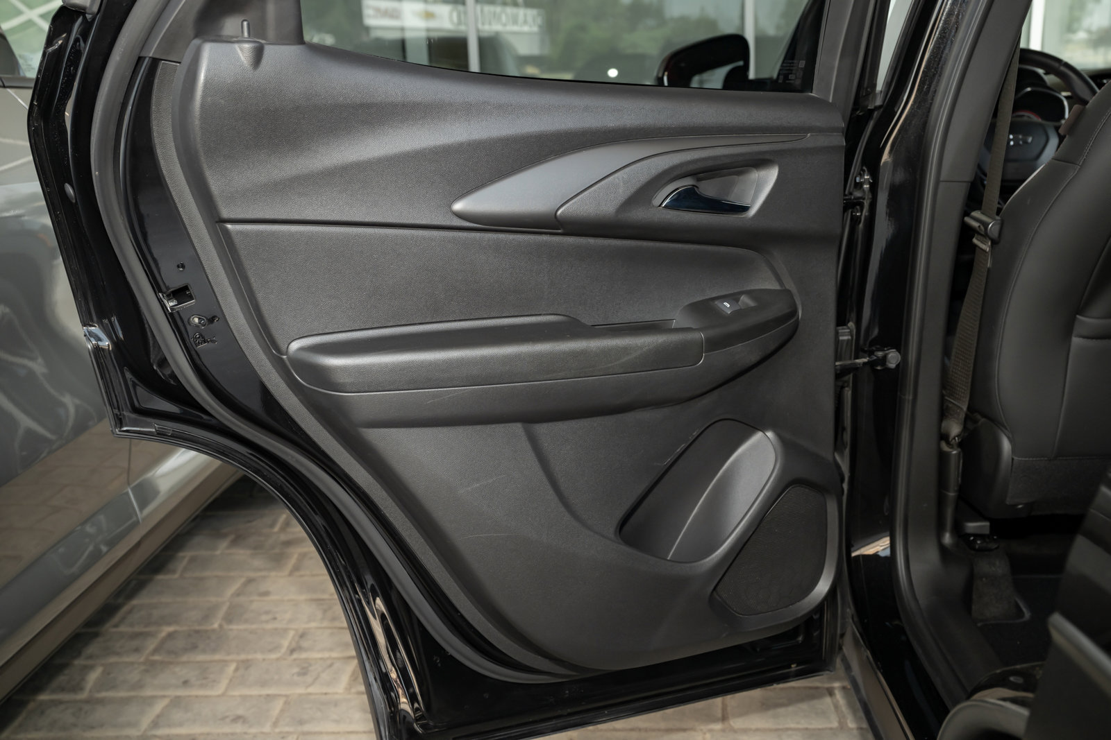 Used 2021 Chevrolet TrailBlazer RS w/ Sun and Liftgate Package image 40