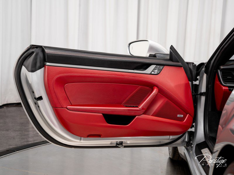 Used 2020 Porsche 911 Carrera 4S image 22