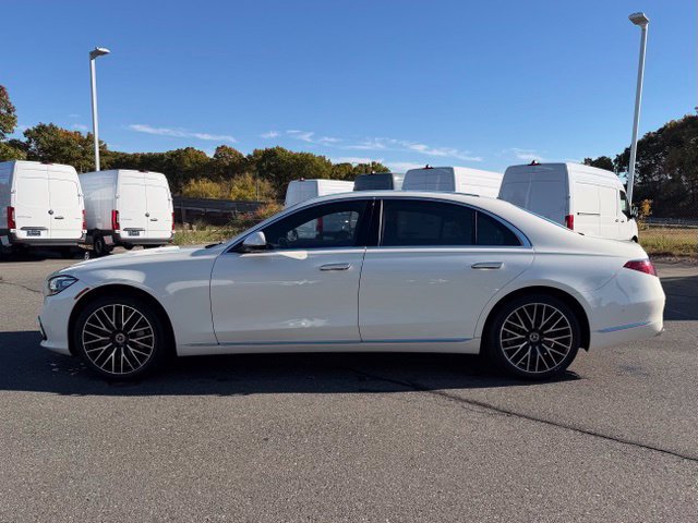 Used 2022 Mercedes-Benz S 580 4MATIC Sedan image 4