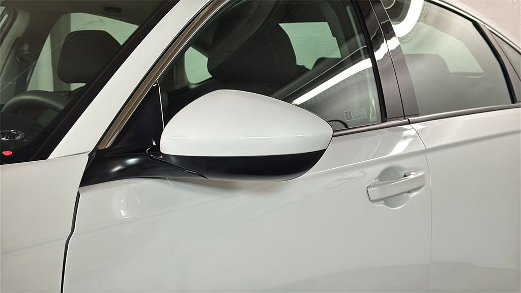 Used 2023 Honda Accord EX image 5