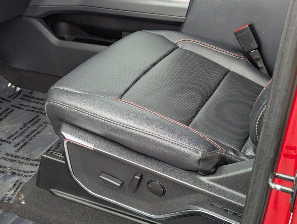 Used 2024 Ford F350 Lariat w/ Lariat Ultimate Package image 27