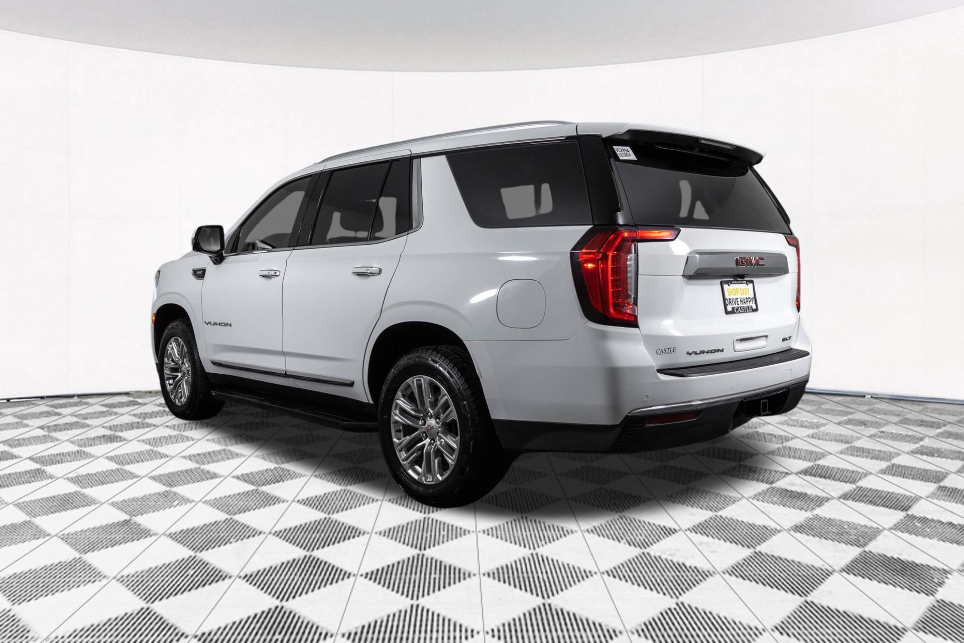 Used 2023 GMC Yukon SLT w/ SLT Luxury Package AWD/4WD image 17