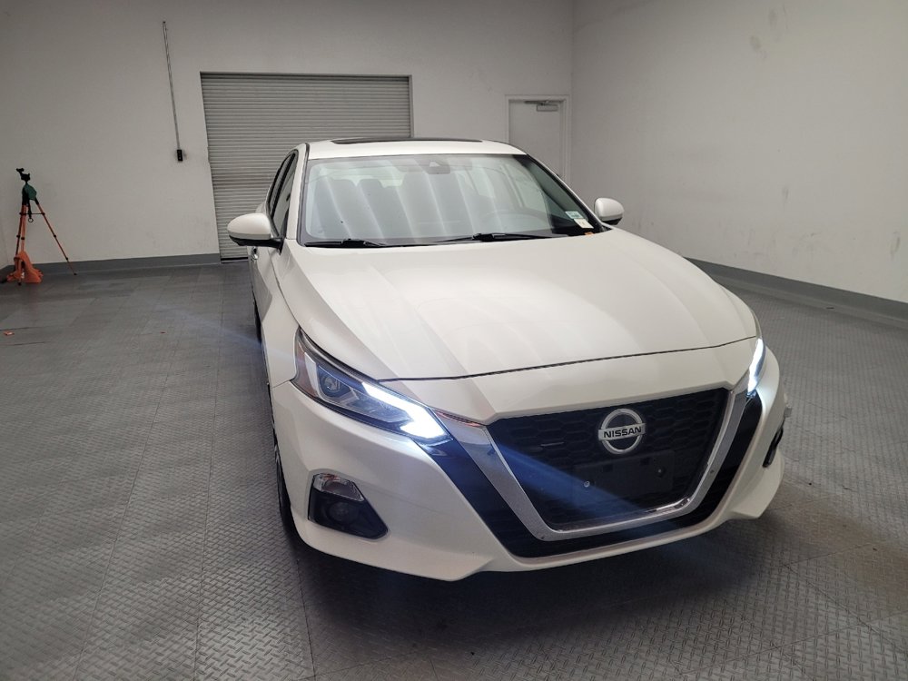 Used 2019 Nissan Altima 2.5 Platinum image 14