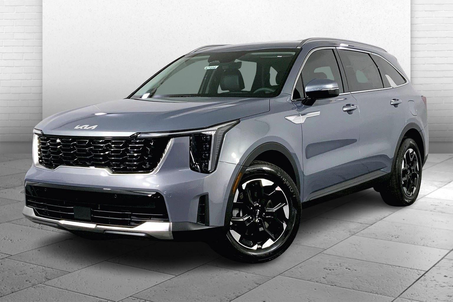 New 2025 Kia Sorento S FWD image 2