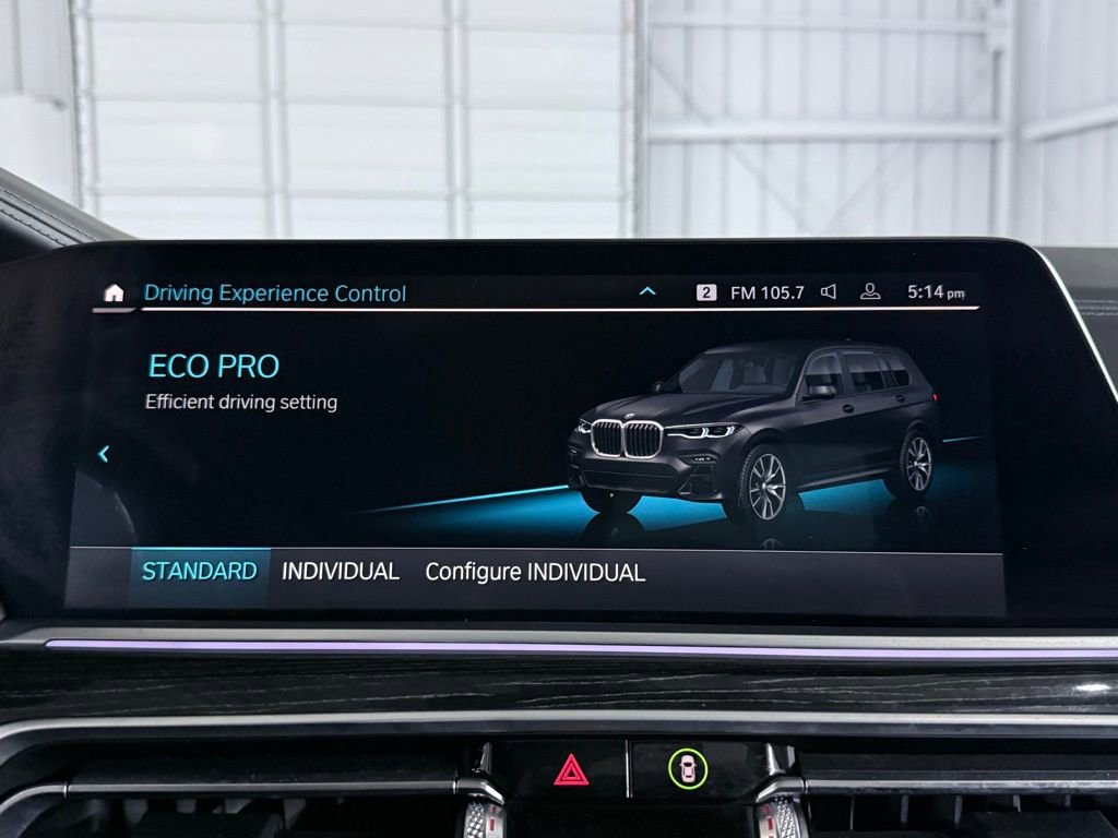 Used 2022 BMW X7 M50i image 44