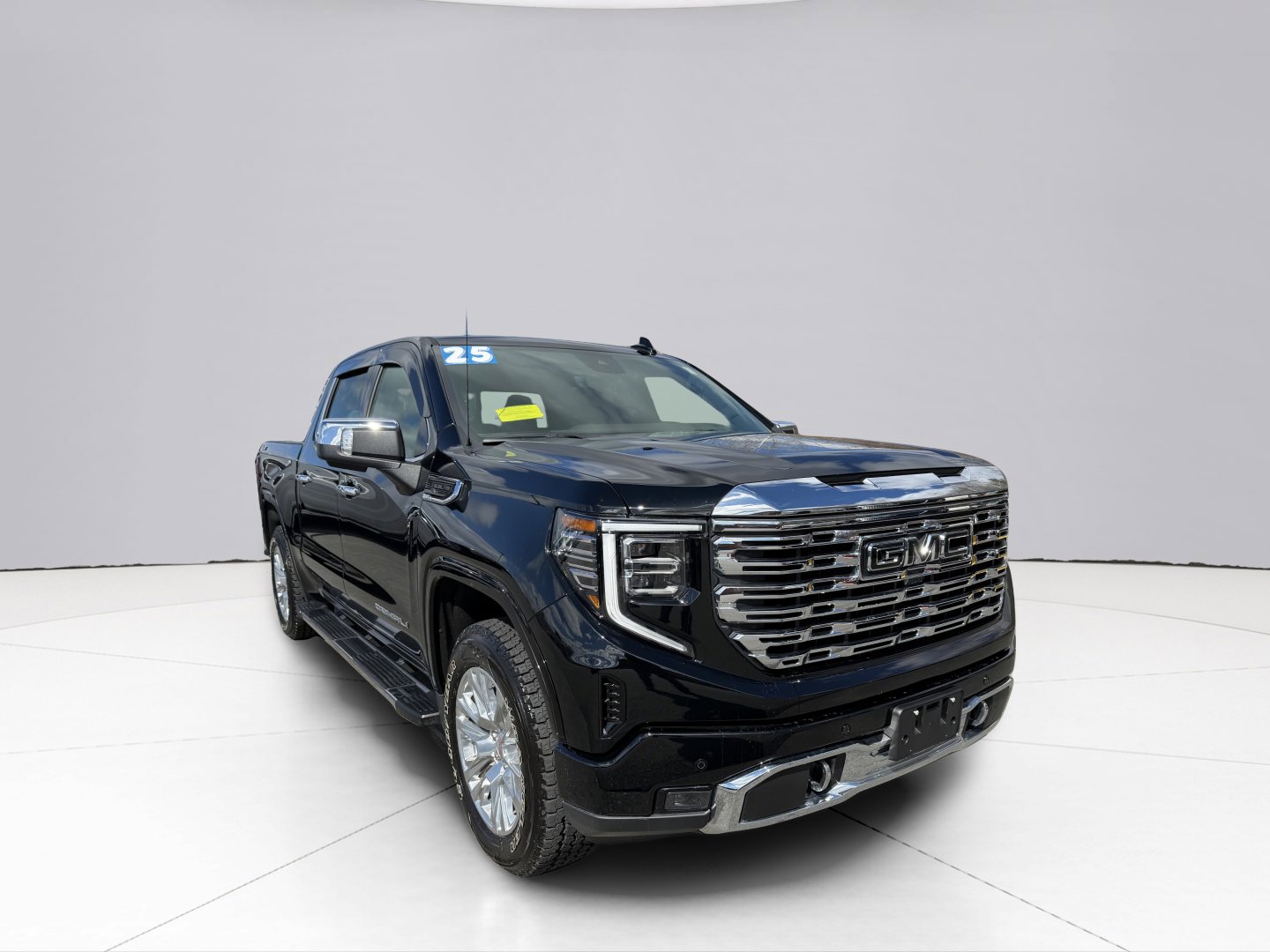 Used 2025 GMC Sierra 1500 Denali w/ Technology Package image 15