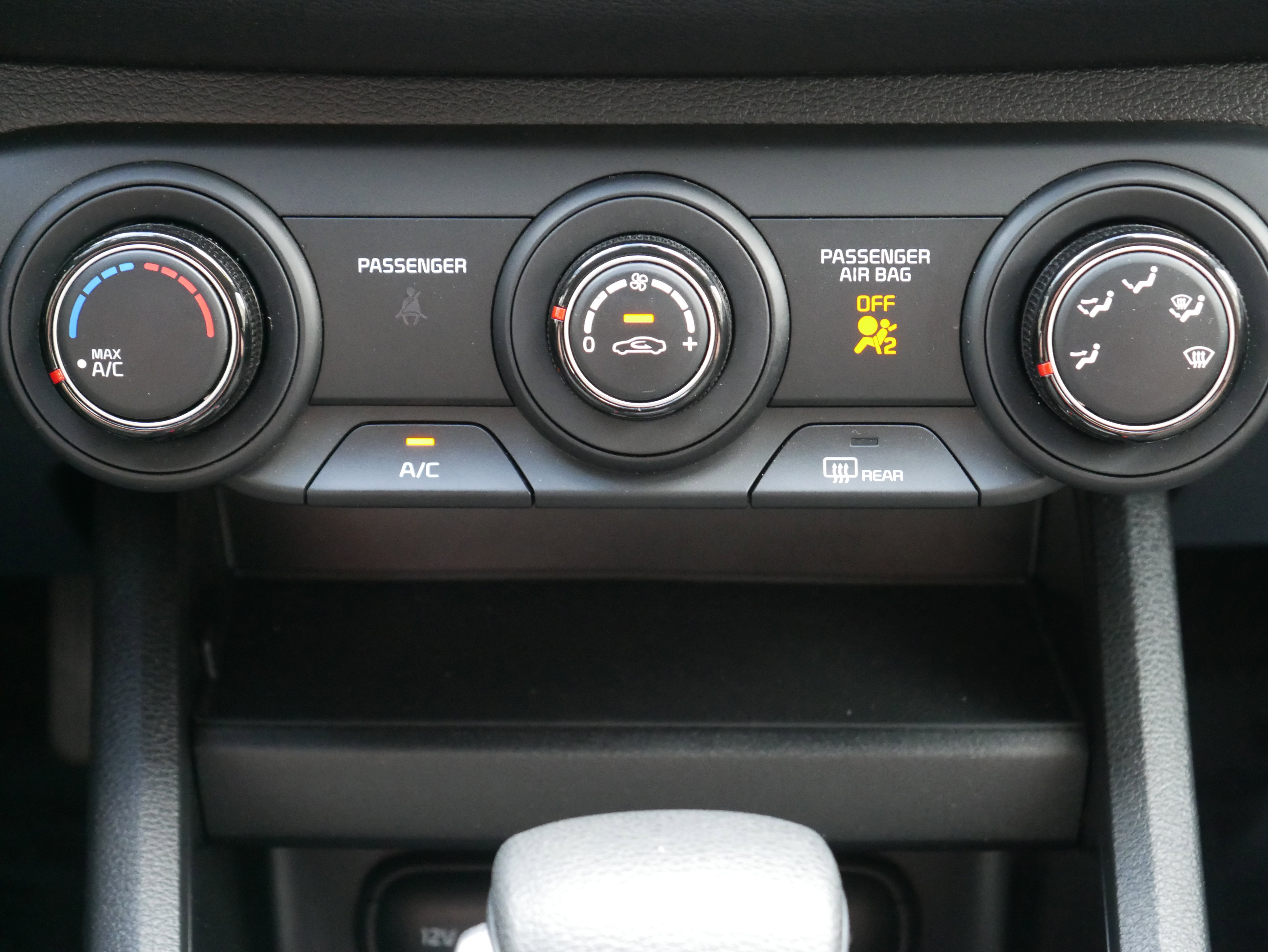 Certified 2023 Kia Forte LXS w/ LXS Technology Package image 18
