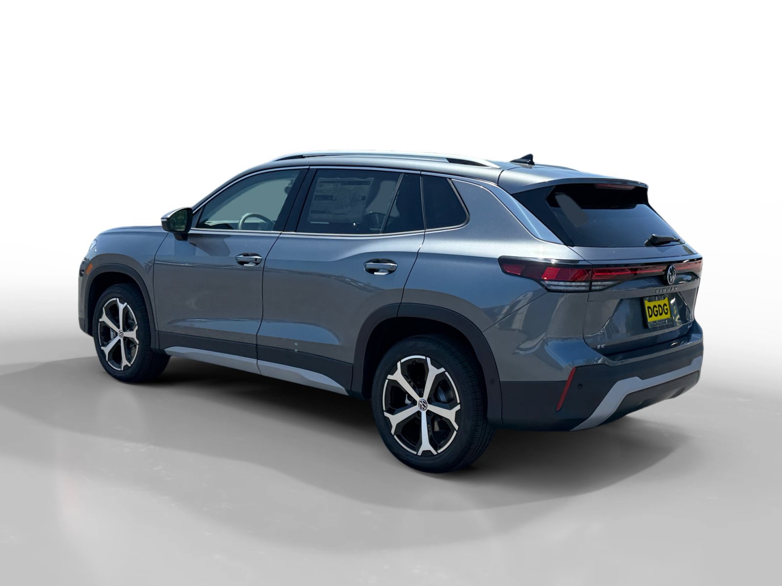 New 2026 Volkswagen Tiguan SE AWD/4WD image 3