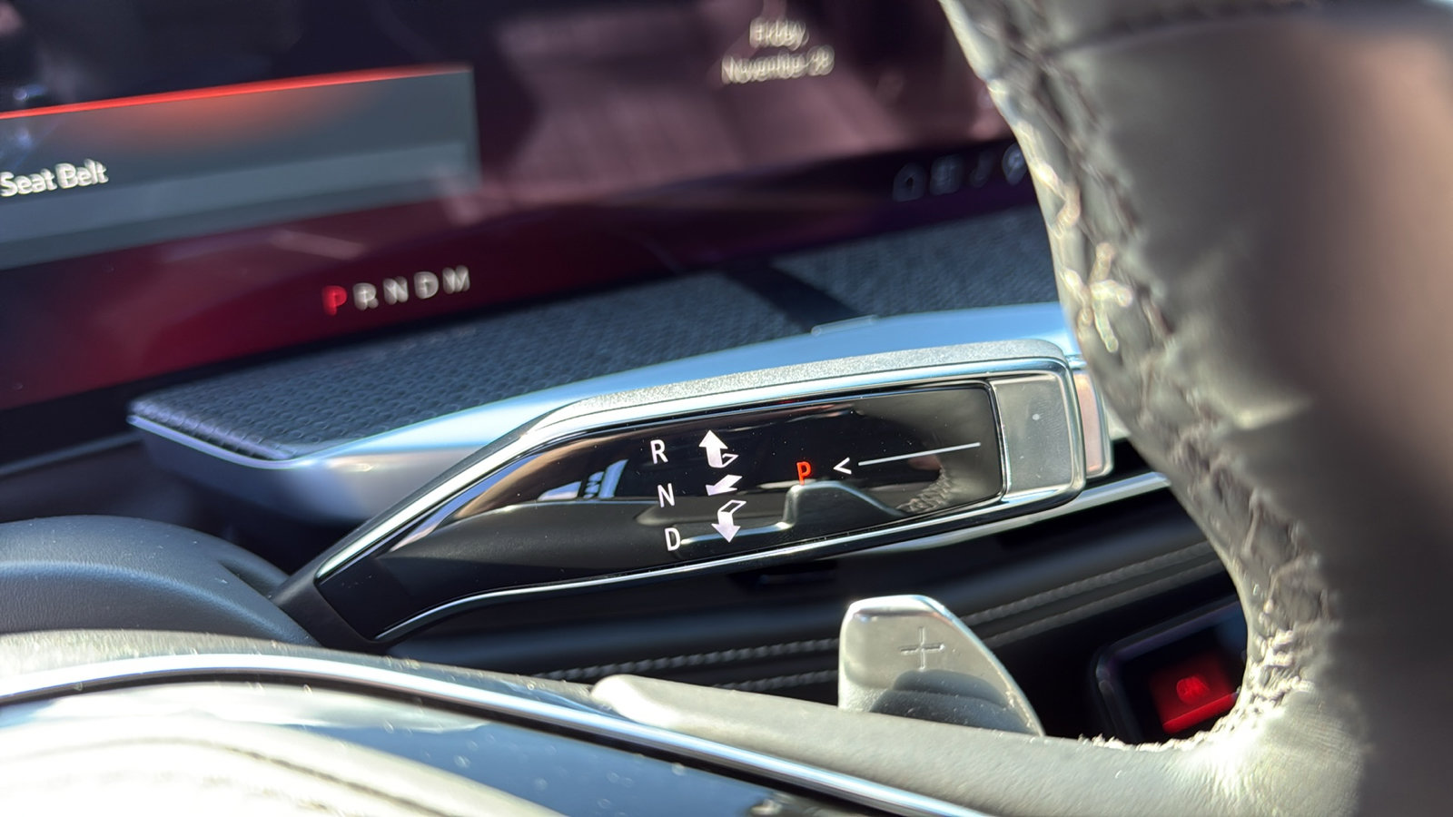 Certified 2025 Cadillac Escalade ESV V image 18