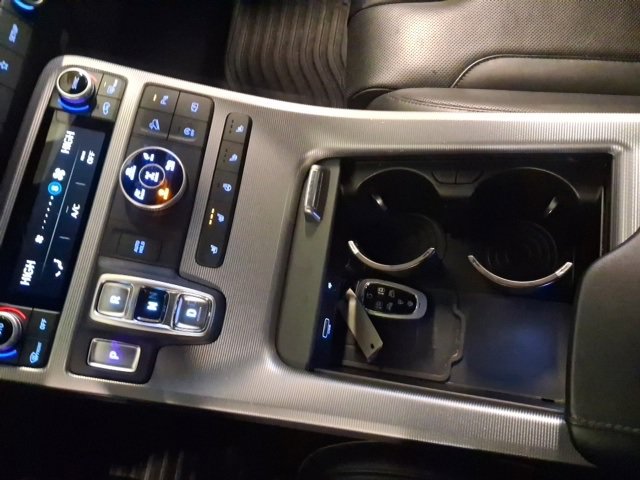 Used 2024 Hyundai Palisade Calligraphy image 53