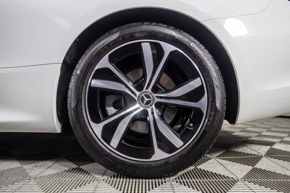 Used 2025 Mercedes-Benz CLE 300 4MATIC Cabriolet image 41