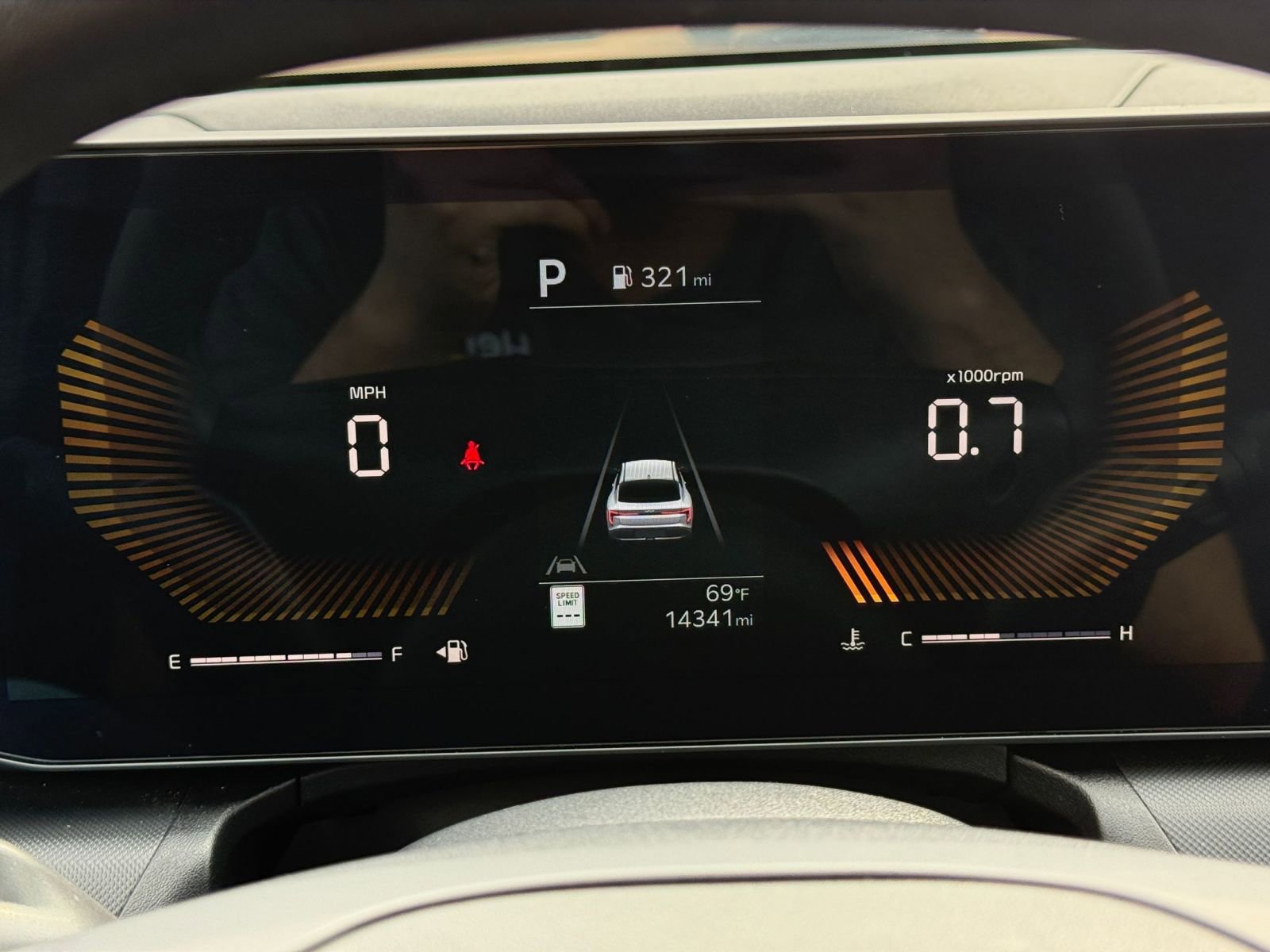 Used 2025 Kia K4 LXS image 40